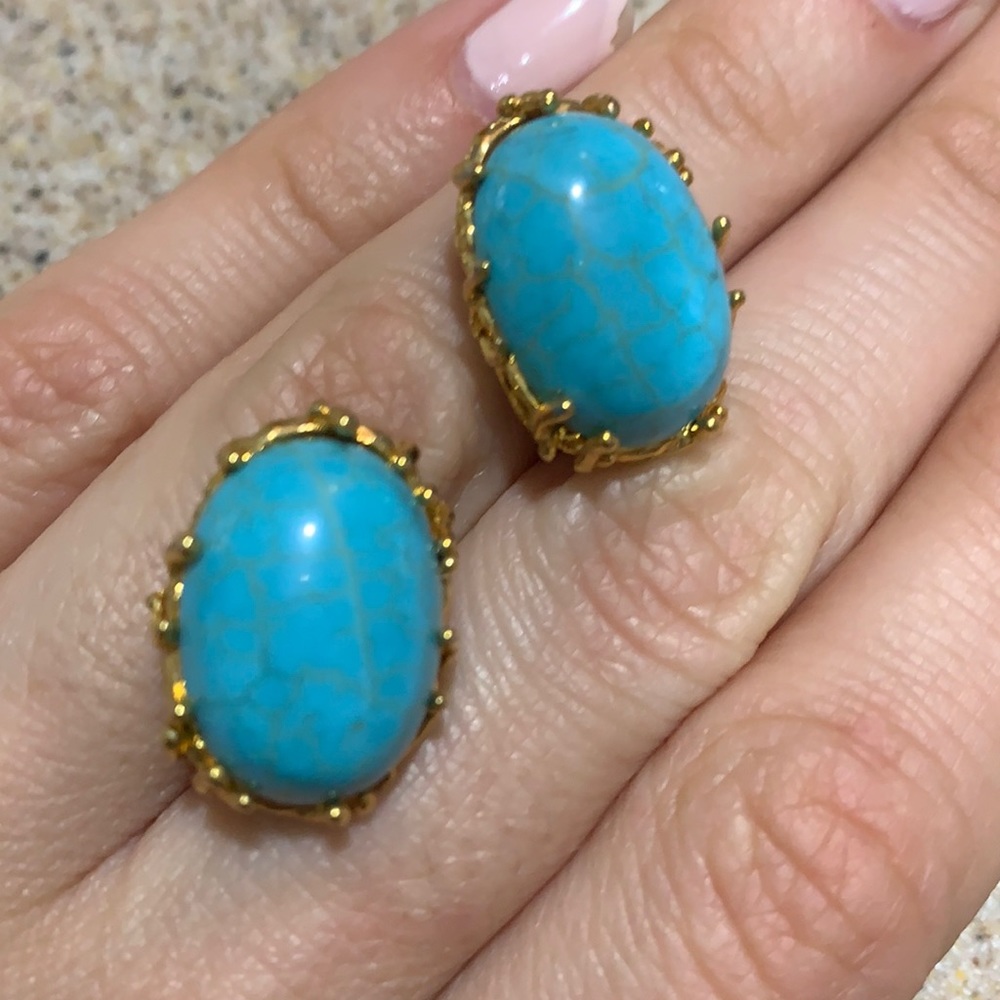 Turquoise gold earrings